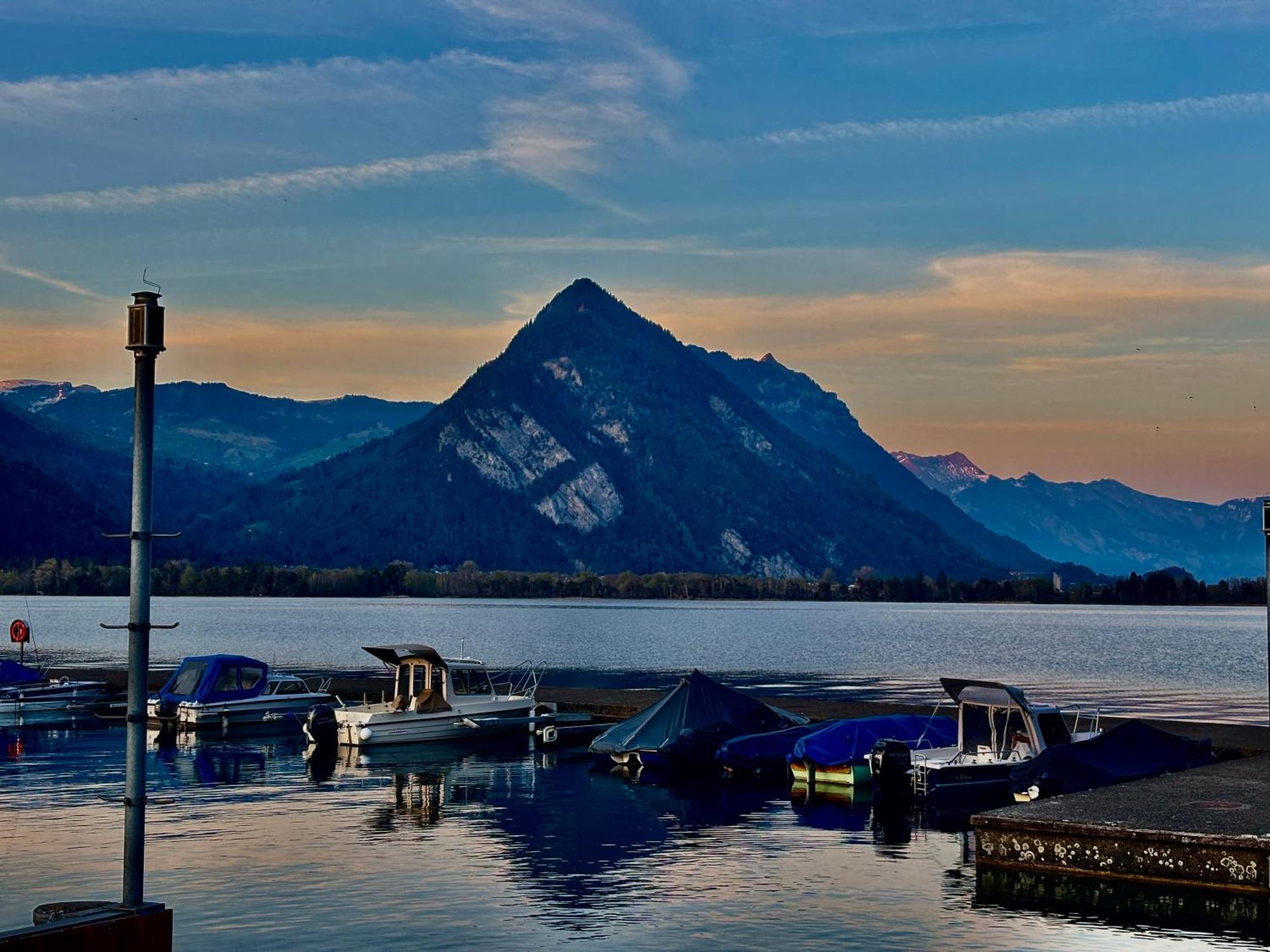 Au Bord Du Lac Därligen 외부 사진